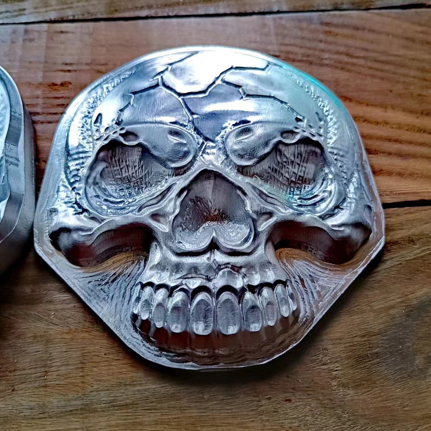 Skull Molds Metal Leather Mold 3D Skull Shape Mold for Leather Crafts Making Bags Wallets Leather Accessories