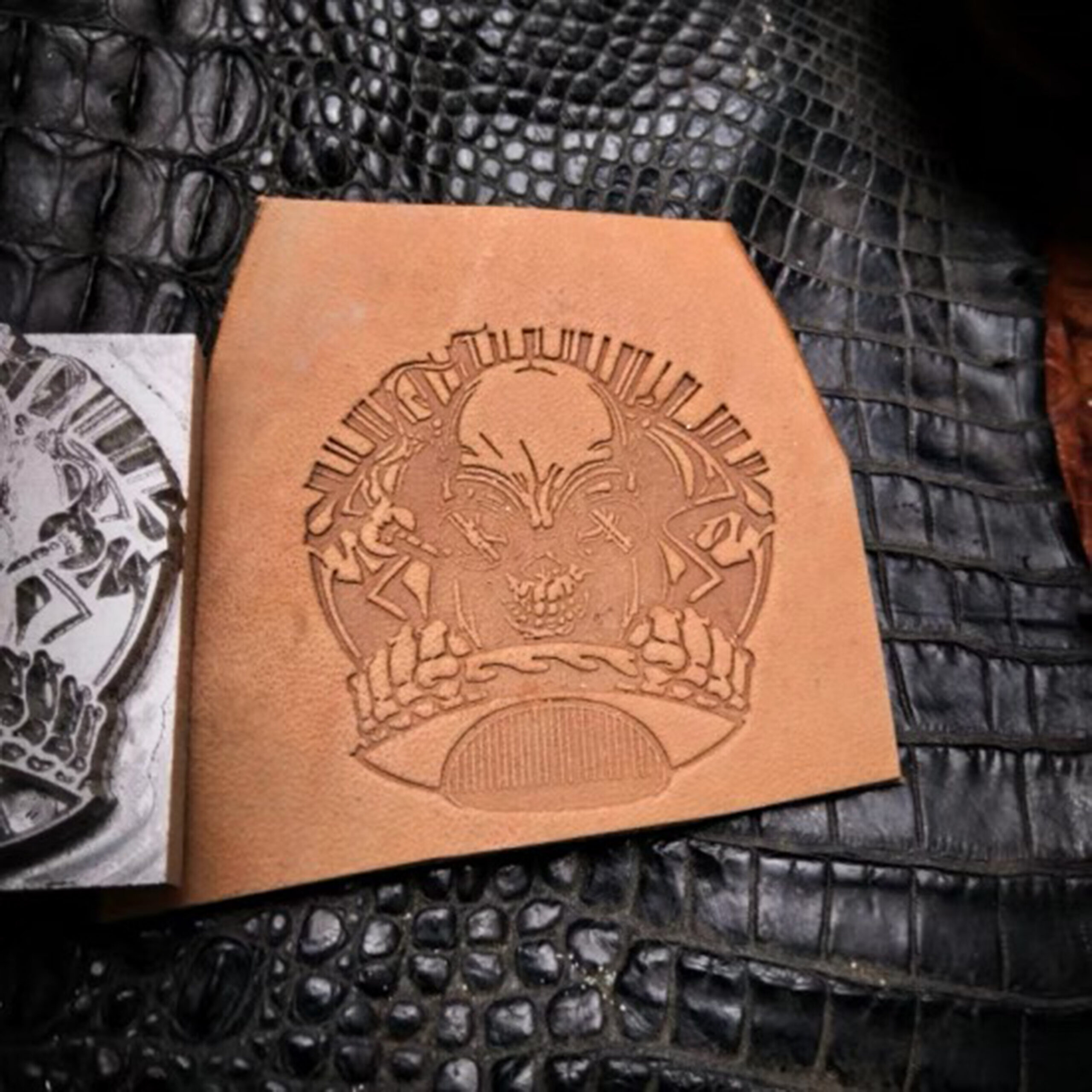 tiger and skull leather stamp mold in 2A12 aluminum for vegetable tanned leather