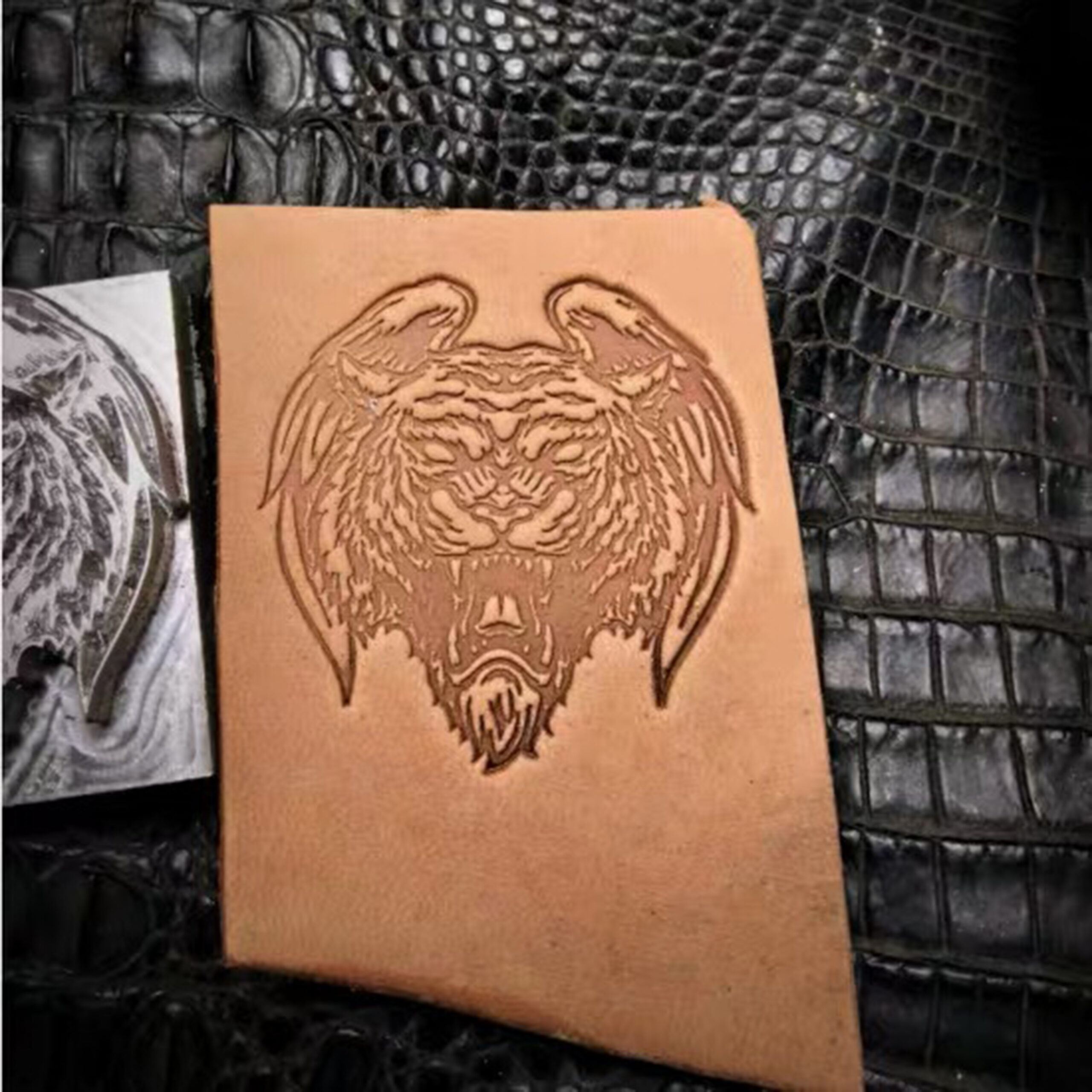 tiger and skull leather stamp mold in 2A12 aluminum for vegetable tanned leather