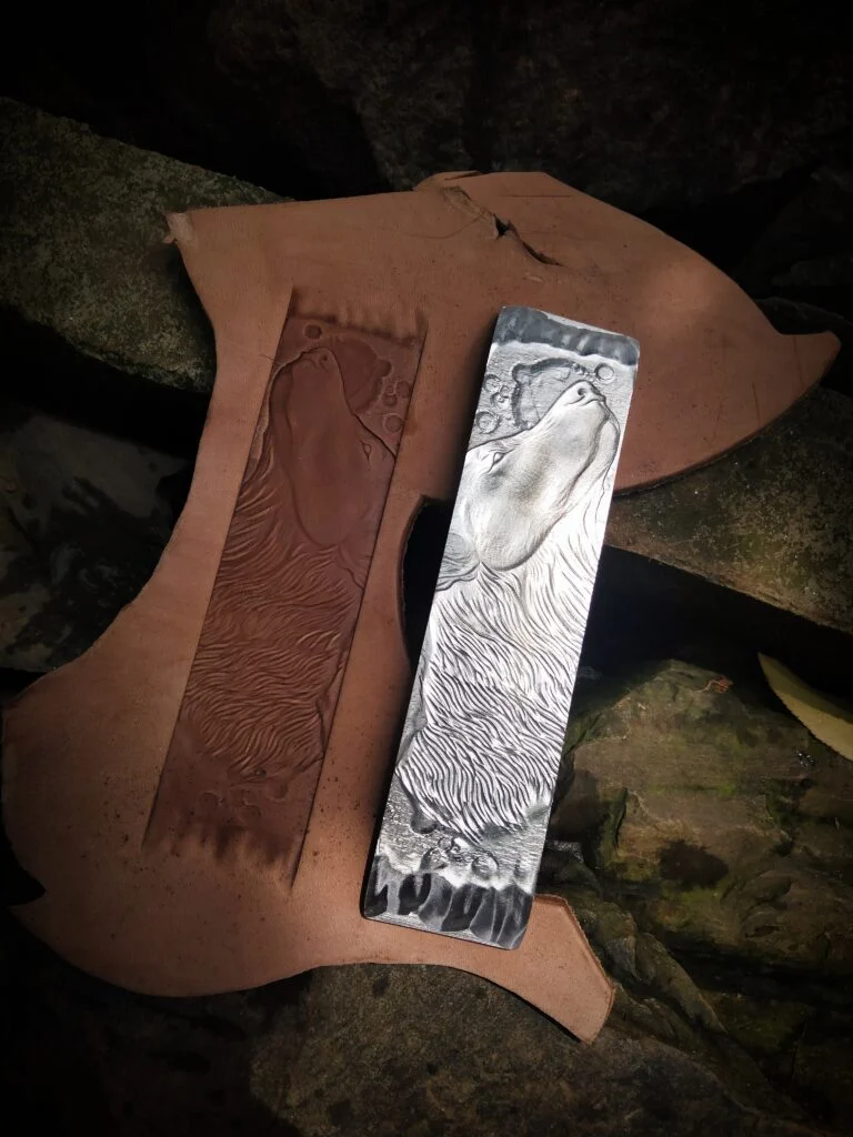 15.5cm dog leather stamp mold in 2A12 aluminum for vegetable tanned leather