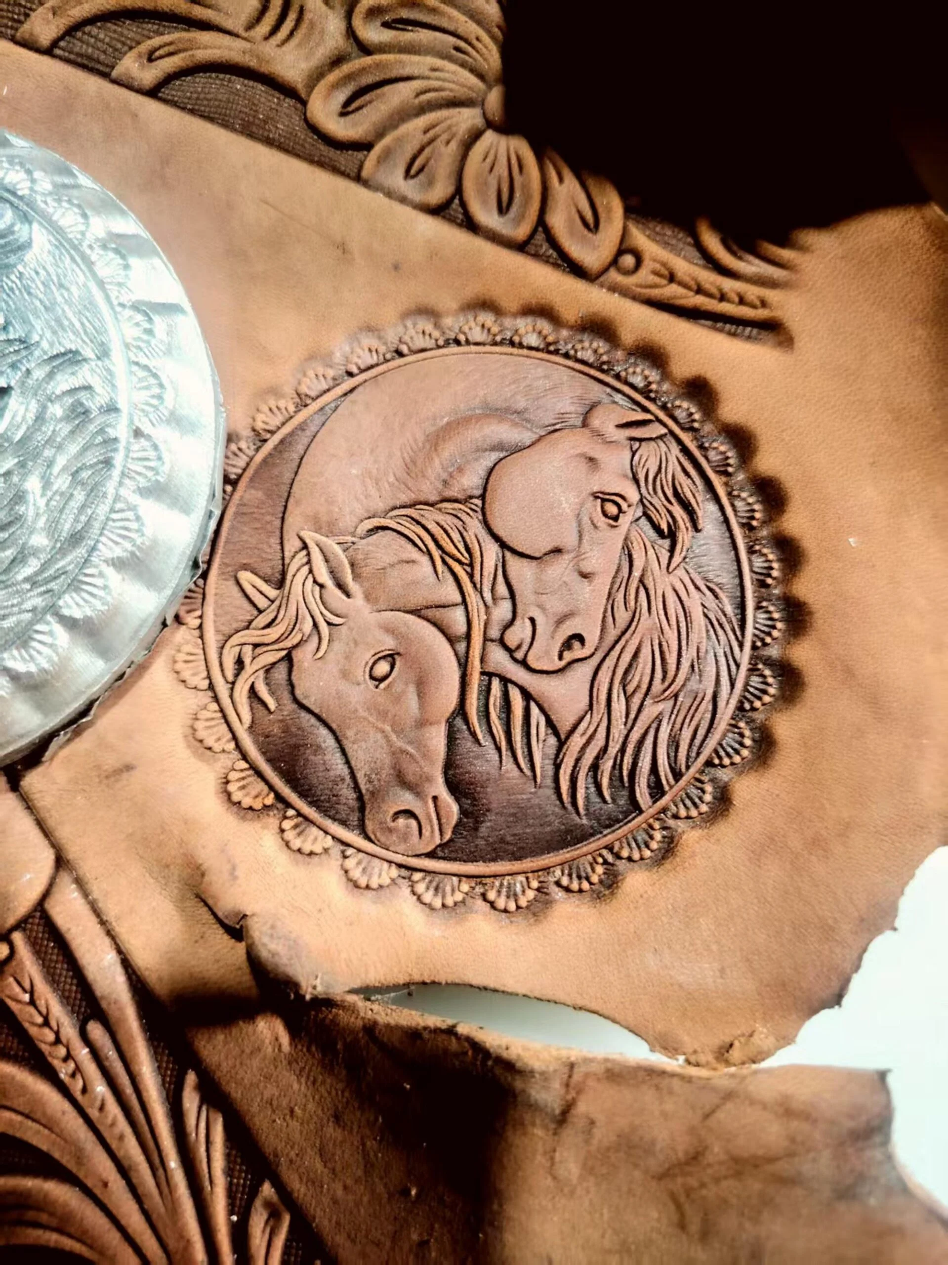 Mare and Foal Leather Stamp Mold – 78 mm