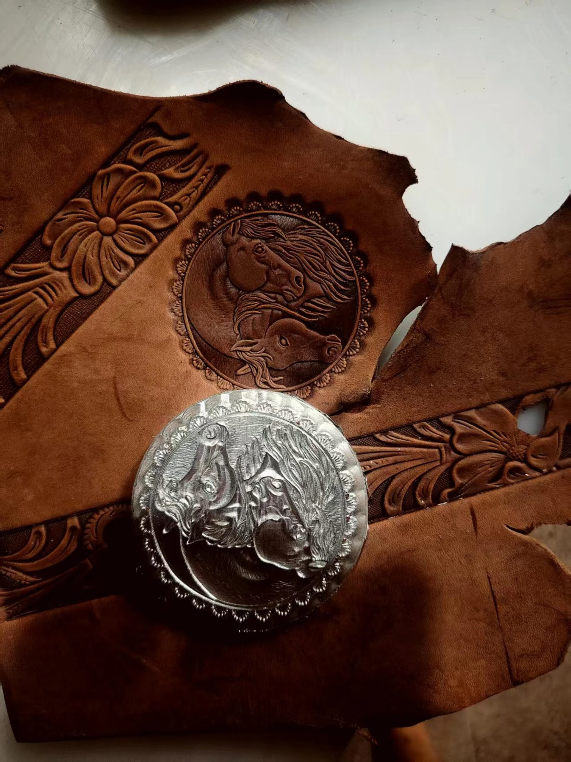 Mare and Foal Leather Stamp Mold – 78 mm