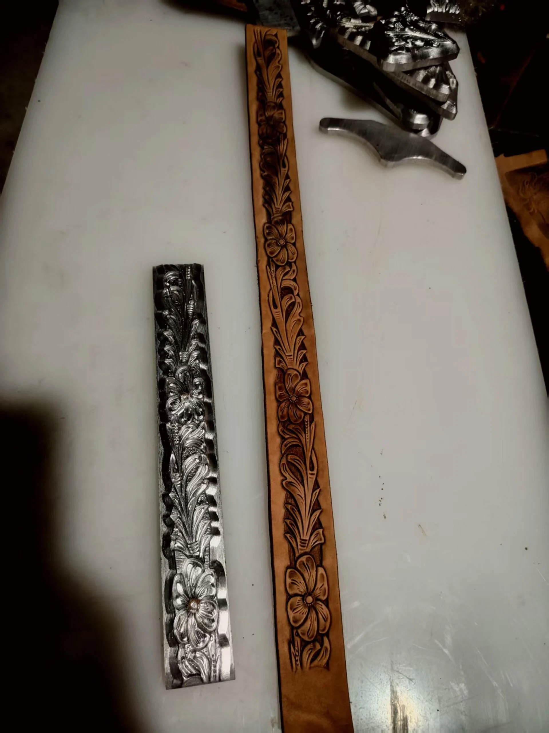 Repeatable Floral Belt Stamp Mold – 217 × 30 mm