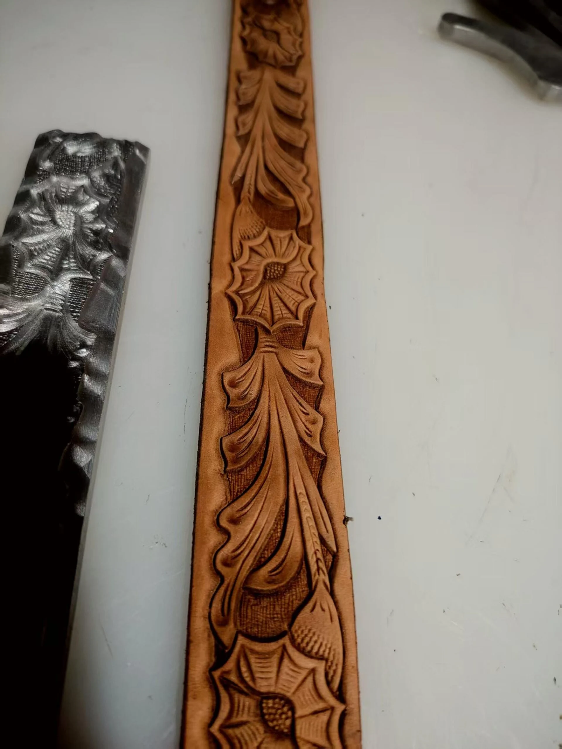 Repeatable Floral Belt Stamp Mold – 224 × 30 mm