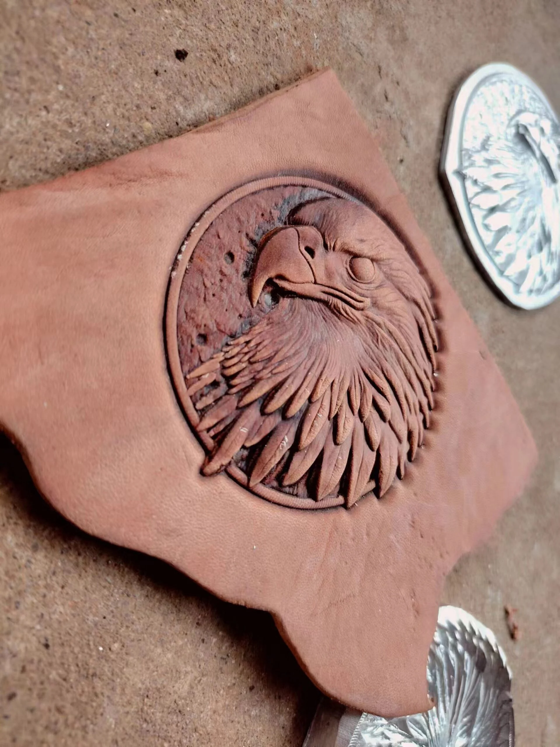 Round Eagle Head Leather Stamp Mold, 76 × 76 mm