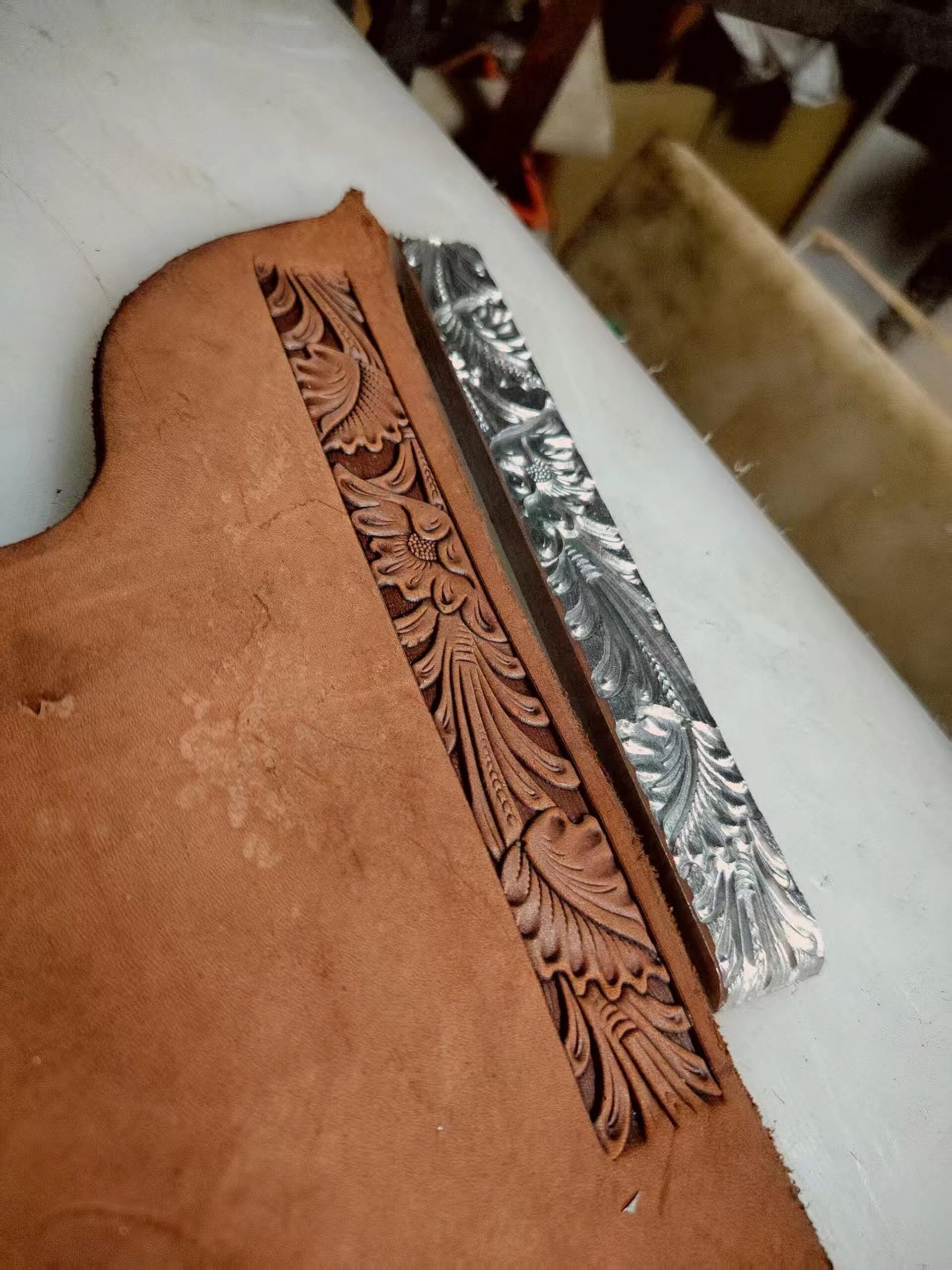 Continuous Leaf Belt Stamp Mold