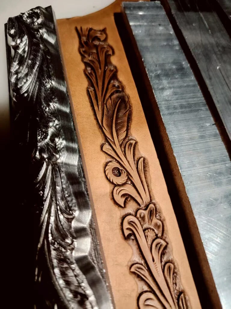 Repeating Floral Scroll Belt Stamp Mold