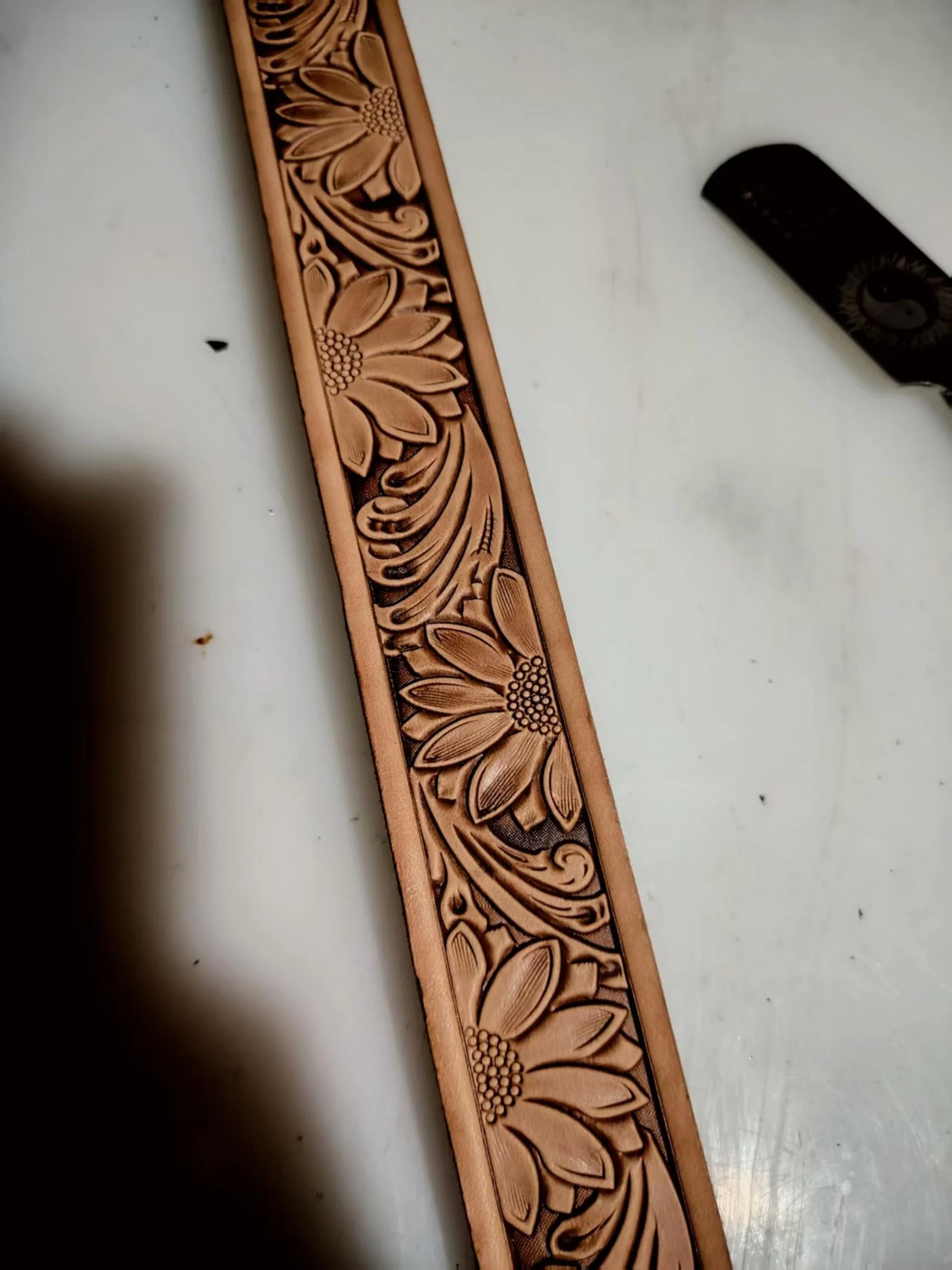 Repeating Sunflower Belt Stamp Mold